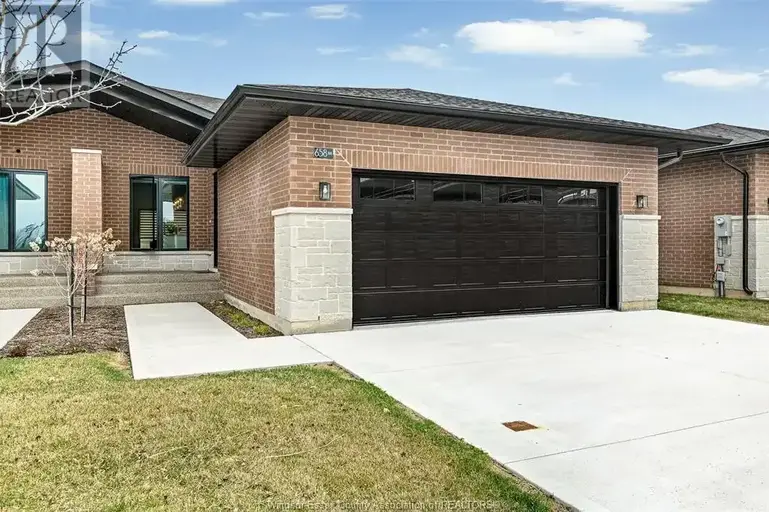 658 LILY MAC BOULEVARD | 658 LILY MAC BOULEVARD, Windsor | 2827707
