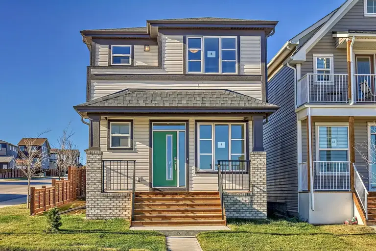 FOR RENT MAIN LEVEL AND UPPER NEWLY BUILT HOME WITH 3 BEDROOMS AND 2 1/2 BATH. | 8 Calhoun Common Northeast, Calgary | 2828323