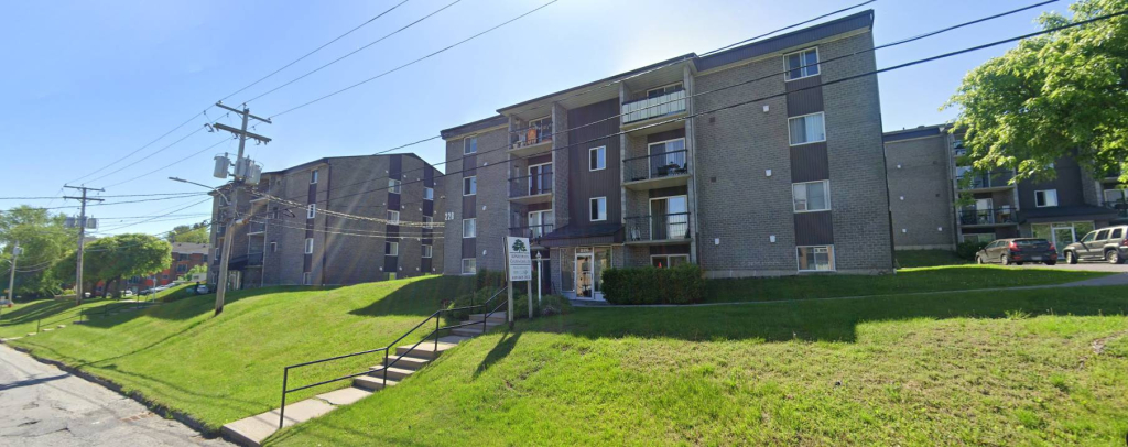 4 ½ RÉNOVÉ|TOUT INCLUS | MAGOG | AOÛT | 2828578