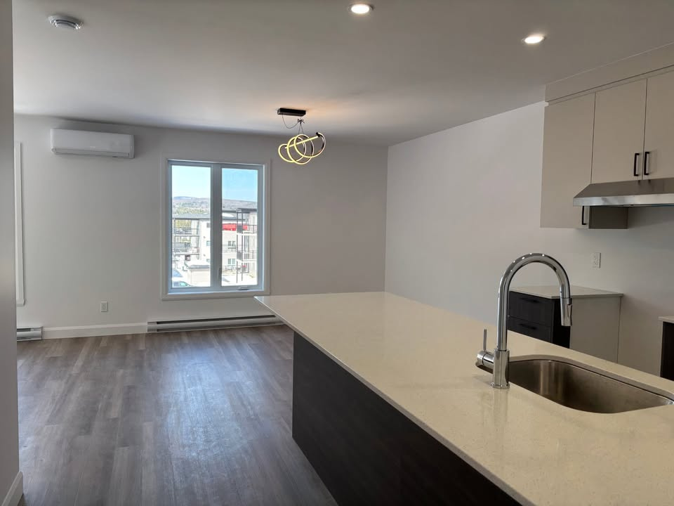 4 ½ NEUF | EAST ANGUS | DÈS MAINTENANT | 2828648