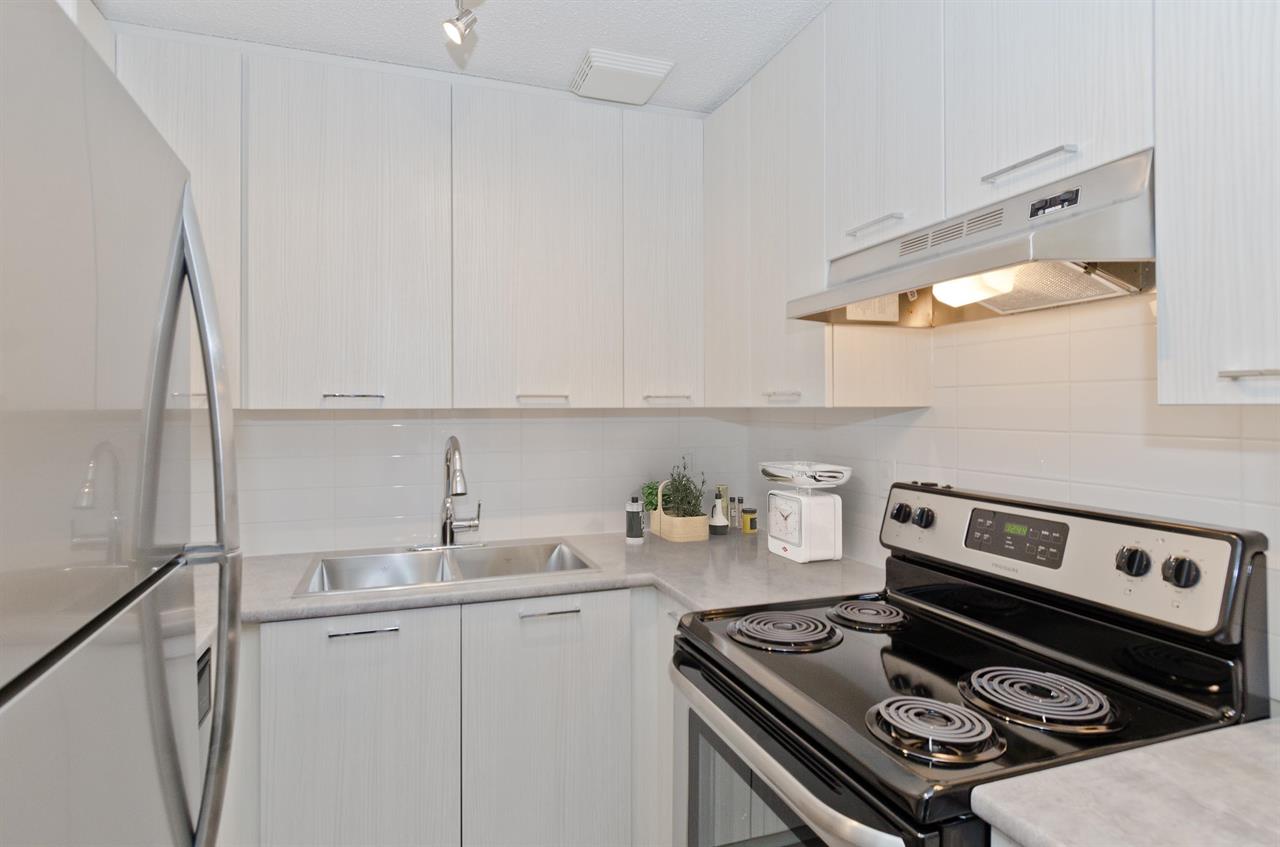 Hillside Estates | 2849828