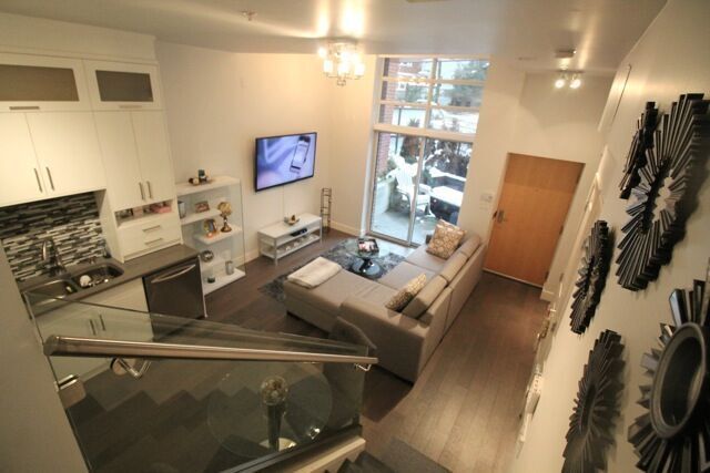 1 Bedroom Townhouse At The Ritz in Coal Harbour | 1221 Melville Street, Vancouver | 2856207