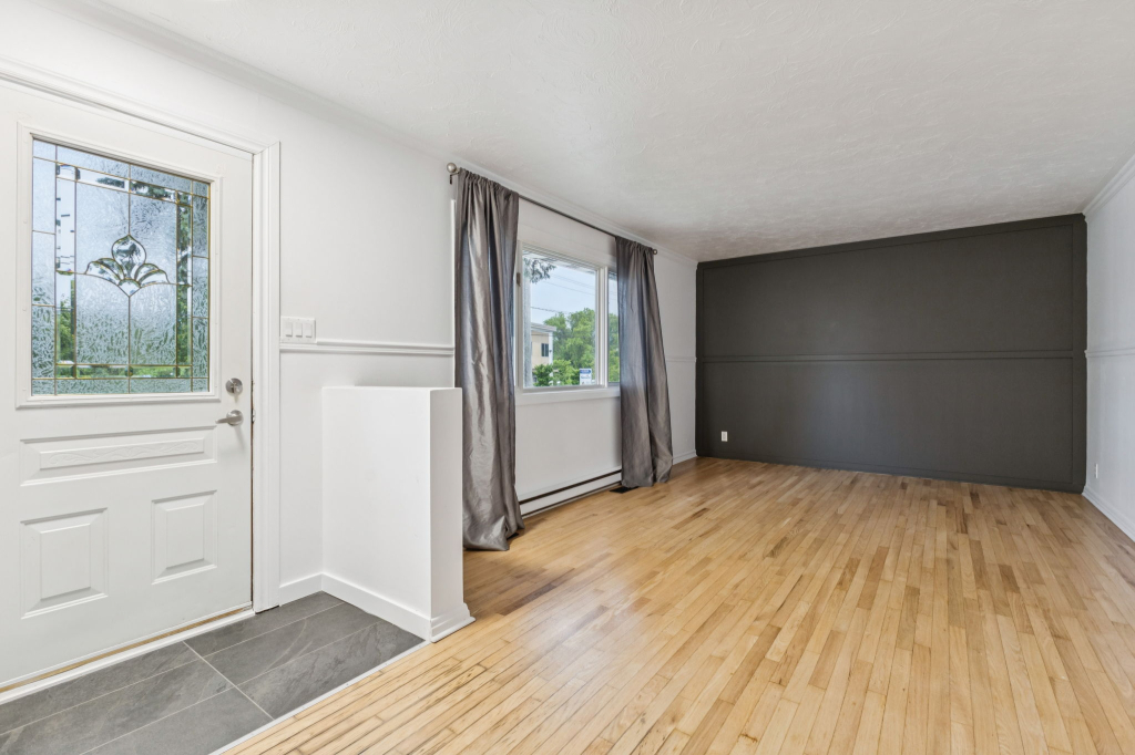 Logis Chauffé/éclairé | 2831352