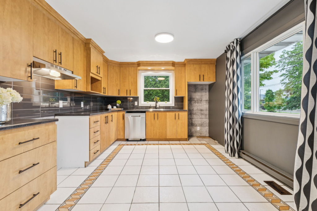 Logis Chauffé/éclairé | 2831352