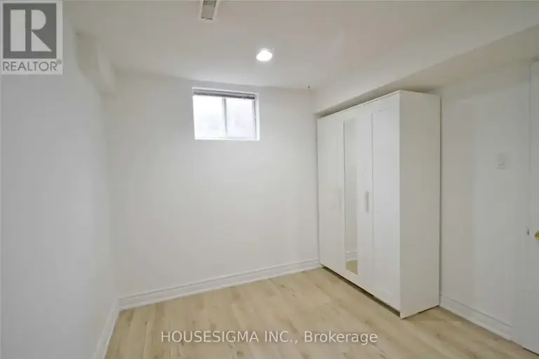 BSMT - 95 ORSETT STREET | BSMT - 95 ORSETT STREET, Oakville | 2916142
