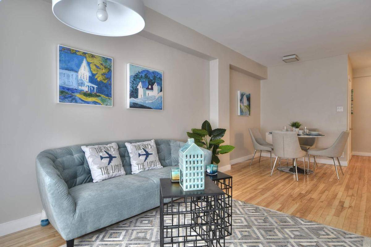 Bach - 1150 Rue Sherbrooke East, Montréal | 2832336