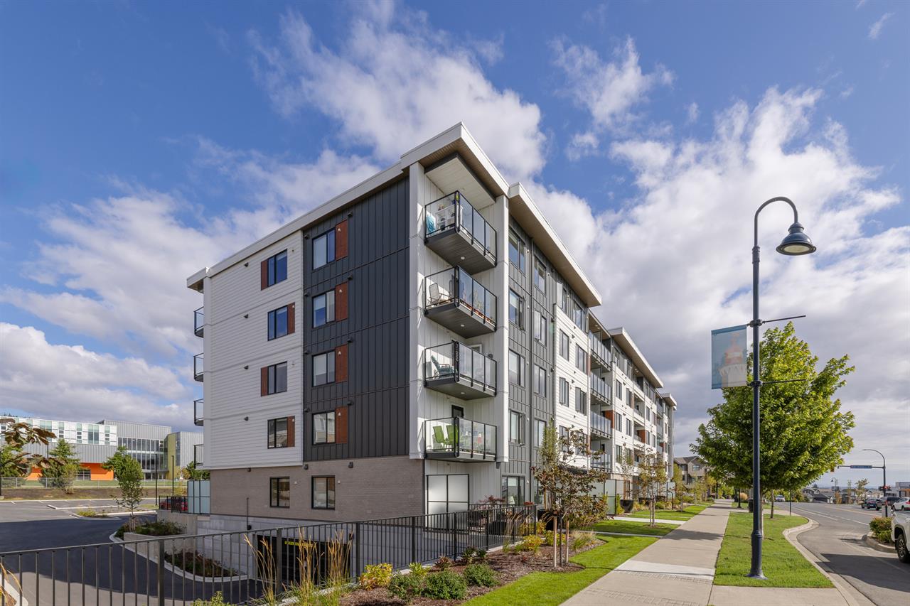 Monarch Apartments | 2832732