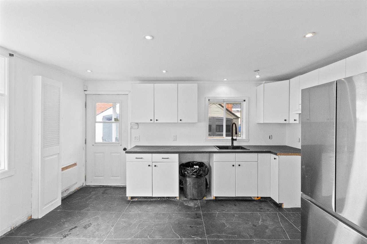 Appartement Sainte-Anne-de-Bellevue À Louer | 2833023