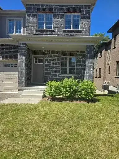 ABSOLUTELY BEAUTIFUL TOWNHOME IN CAMBRIDGE!!!!!!!!! | 135 Hardcastle Drive, Cambridge | 2833210