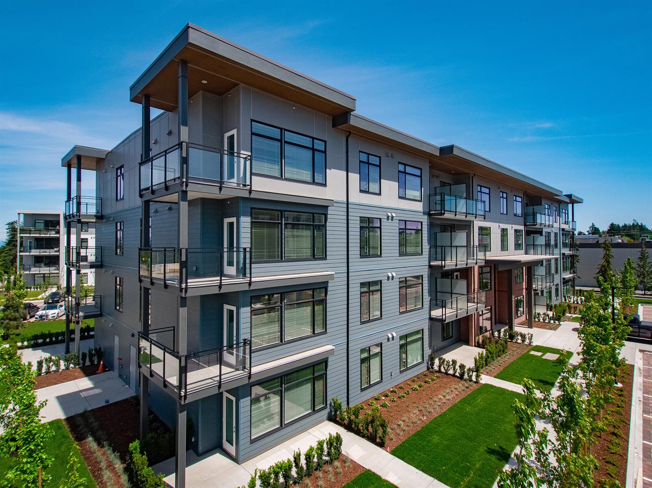 North Point Apartments | 2834413