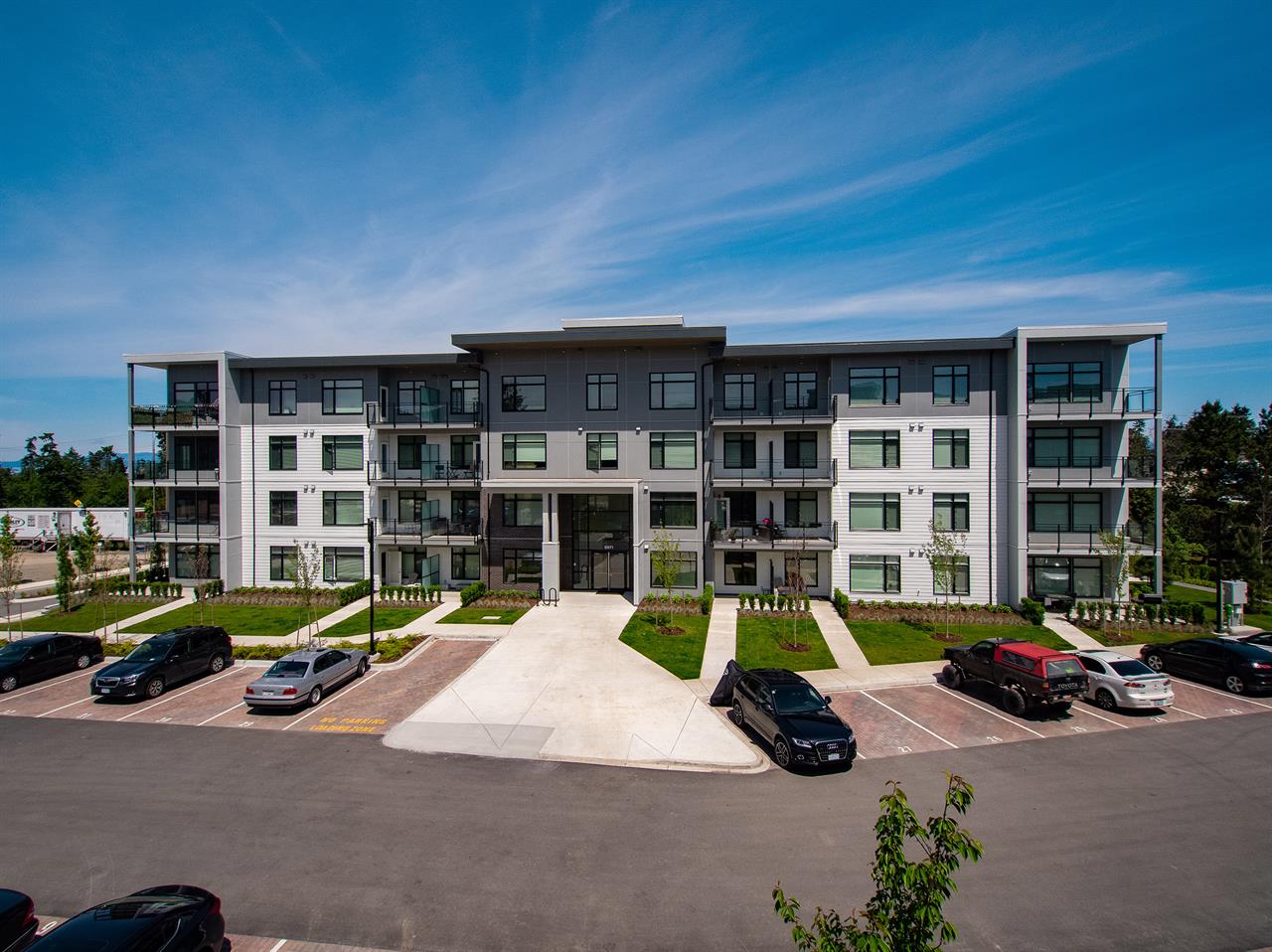 North Point Apartments | 2834413