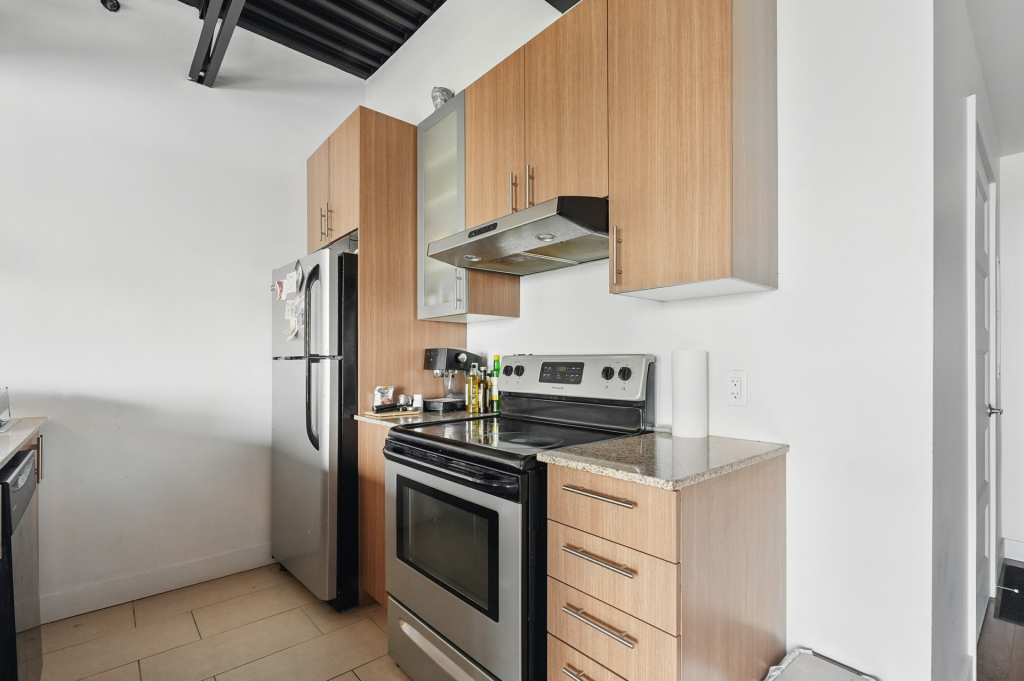 Logement 1 Ch à Louer - Électro Inclus | 2834722