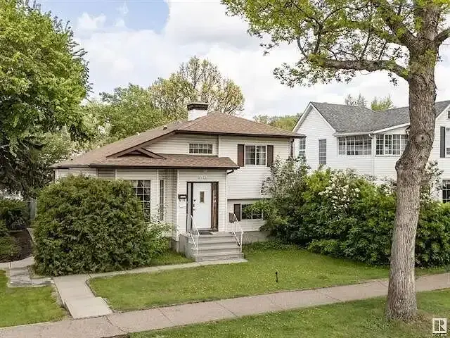 4 bedroom Family home in Ritchie | 9712 80 Avenue Northwest, Edmonton | 2835126