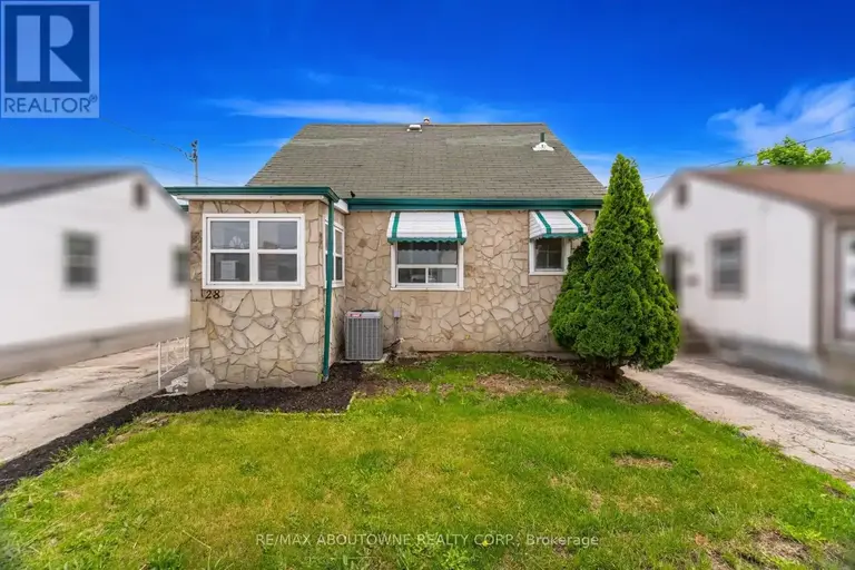 128 CROSS AVENUE | 128 CROSS AVENUE, Oakville | 2916371