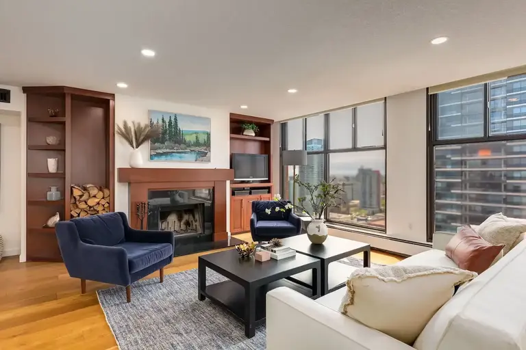 2 BR + 2.5 BTH Luxury subpenthouse with 900sqft rooftop terrace available | 2601 - 1100 8 Ave SW, Calgary | 2844900