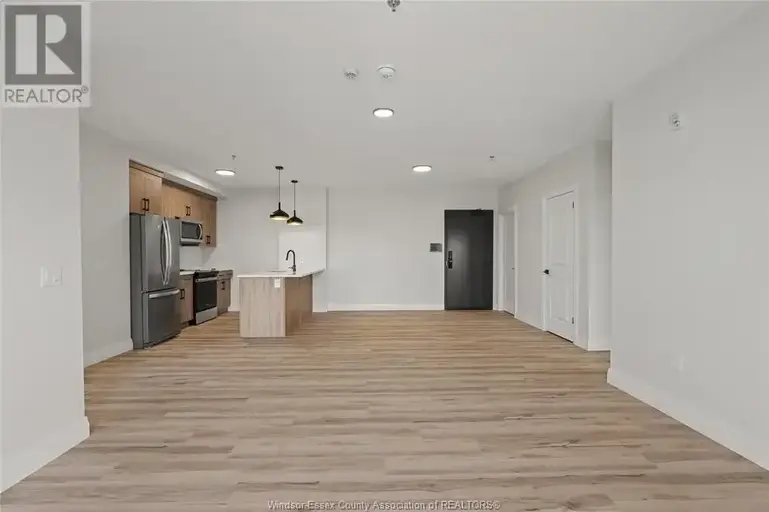 4775 WALKER ROAD Unit# 102 | 4775 WALKER ROAD Unit# 102, Windsor | 2878209