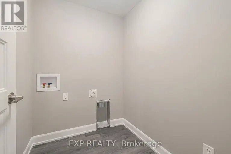 A - 1214 MONTBLANC CRESCENT | A - 1214 MONTBLANC CRESCENT, Russell | 2837954