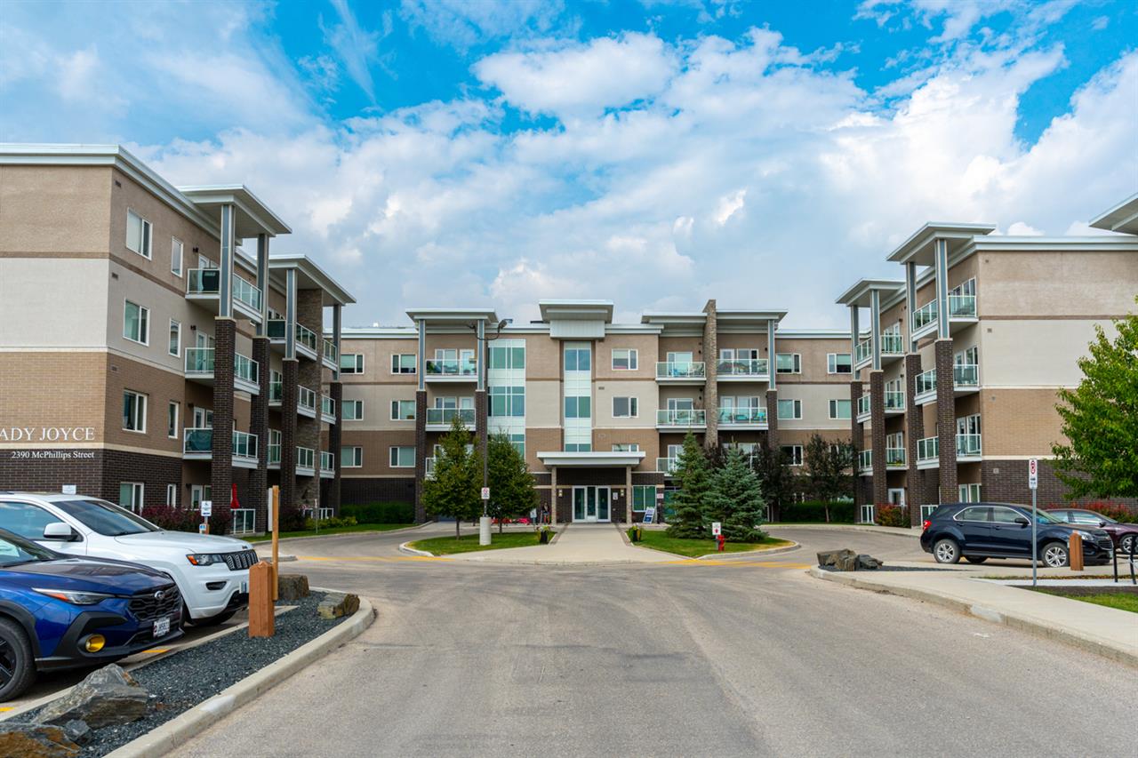 Lady Joyce Apartments | 2839687