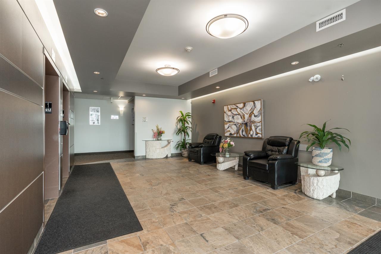 Lady Joyce Apartments | 2839687