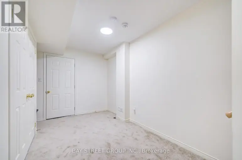 24 NESS DRIVE | 24 NESS DRIVE, Richmond Hill | 2839819