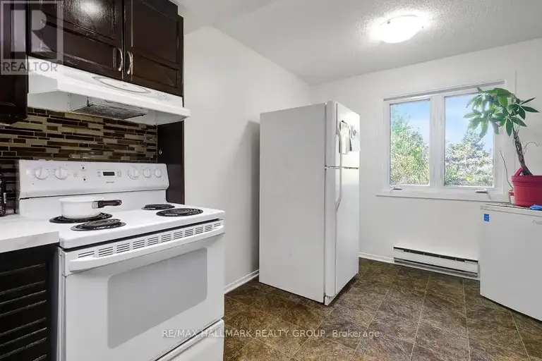 51 - 43 HAXBY PRIVATE | 51 - 43 HAXBY PRIVATE, Ottawa | 2839889