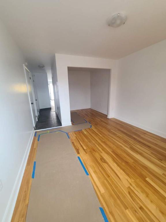 Upper Triplex Apt | 2840034