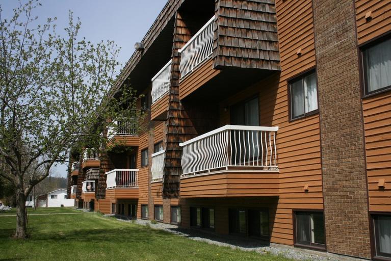 Tiffany Place Apartments | 4001 Enemark Crescent, Prince George | 2840449