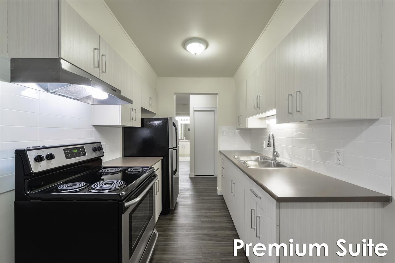 Riverview Plaza | 2840538