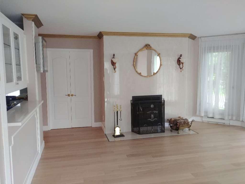 Beau condo 4 1/2 à louer avec stationnement intérieur | 2840986