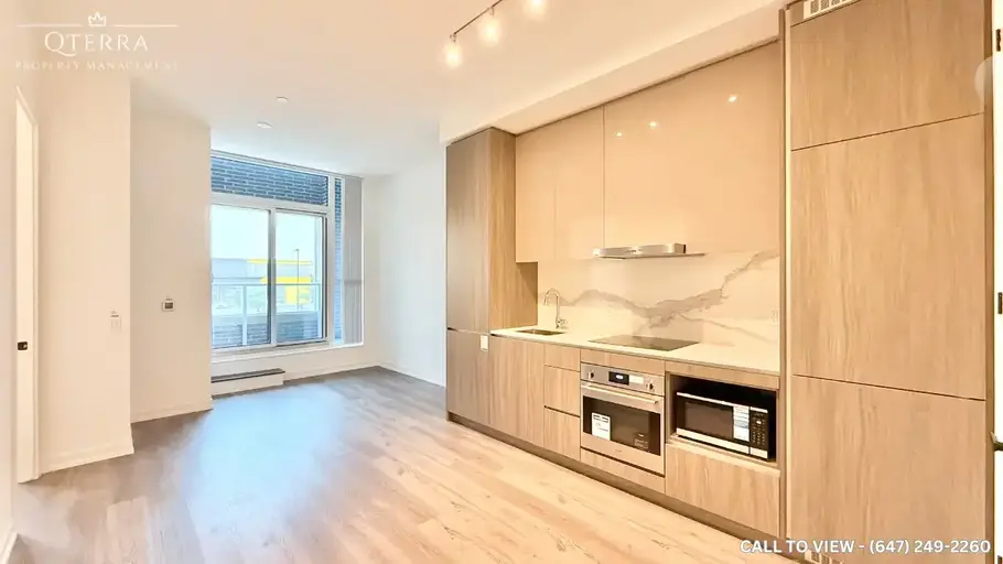201-28 Interchange Wy, Vaughan, Ontario L4K 5Z7 | 28 Interchange Way, Vaughan | 2841166