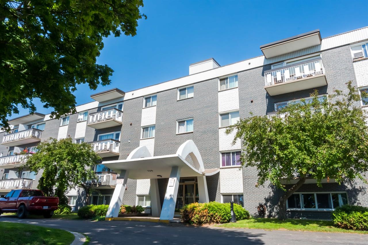 Ruscio Villa Apartments | 2878479