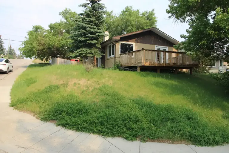 1703 14 Ave NE | 1703 14 Avenue Northeast, Calgary | 2843171