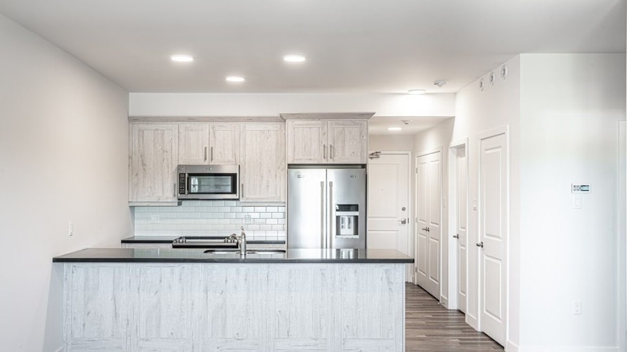 🌟Luxe 2-Bedroom in Midland |  Steps to Downtown & Harbourfront | Available June 1 | 459 Hugel Avenue, Midland | 2843381