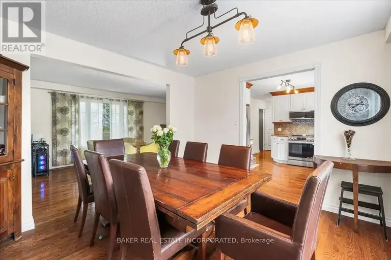 8 LAKEVIEW HEIGHTS | 8 LAKEVIEW HEIGHTS, Brighton | 2843401
