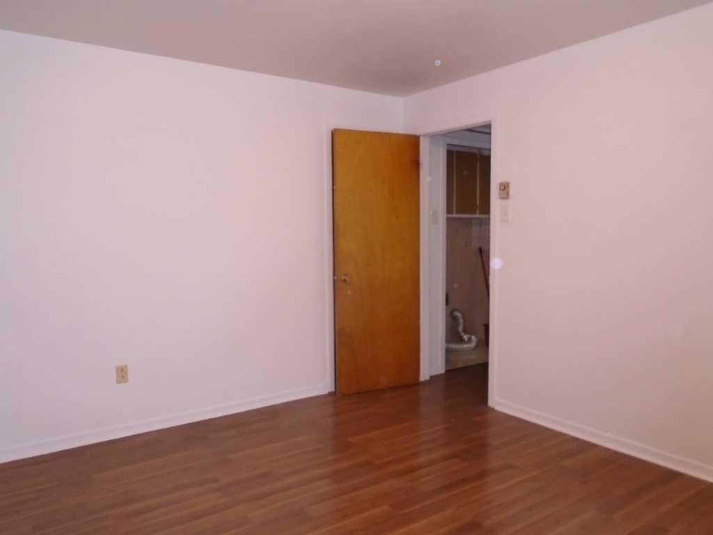 3 1/2 AHUNTSIC MONTREAL | 2845954