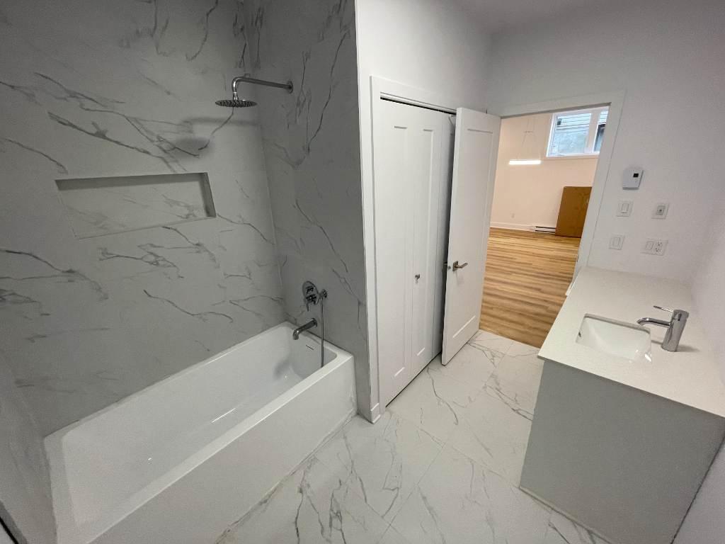 DEMI-SOUS-SOL - 5 ½ neufs haut de gamme – 1er aout 2025 | 2845987