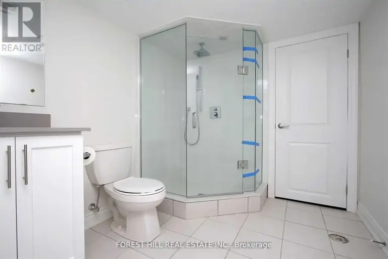 61 GLAZEBROOK AVENUE | 61 GLAZEBROOK AVENUE, Vaughan | 2871754