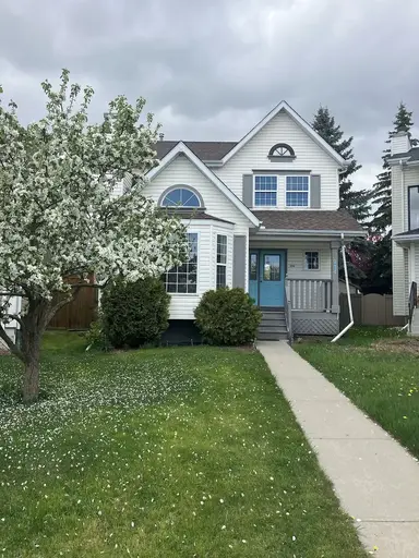Alleyway can park 3 cars along fence in back and street parking in front | 234 Sierra Vista Terrace Southwest, Calgary | 2925633