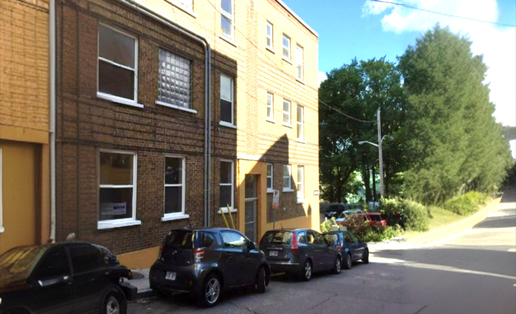 *APPARTEMENT 3 ½ DISPONIBLE 1ᵉʳ JUILL | 2846404