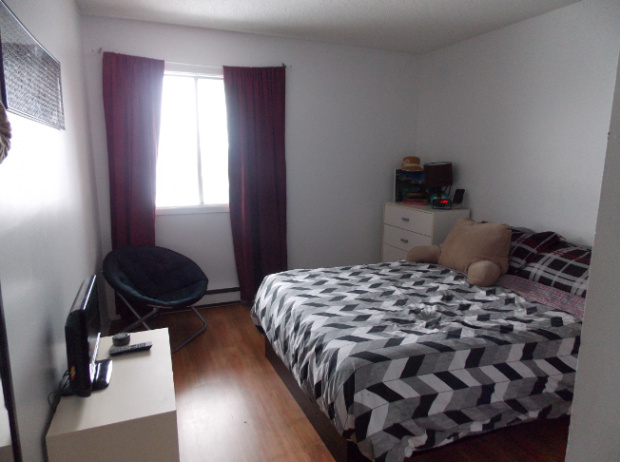 Beau Grand Une Chambre | 2846426
