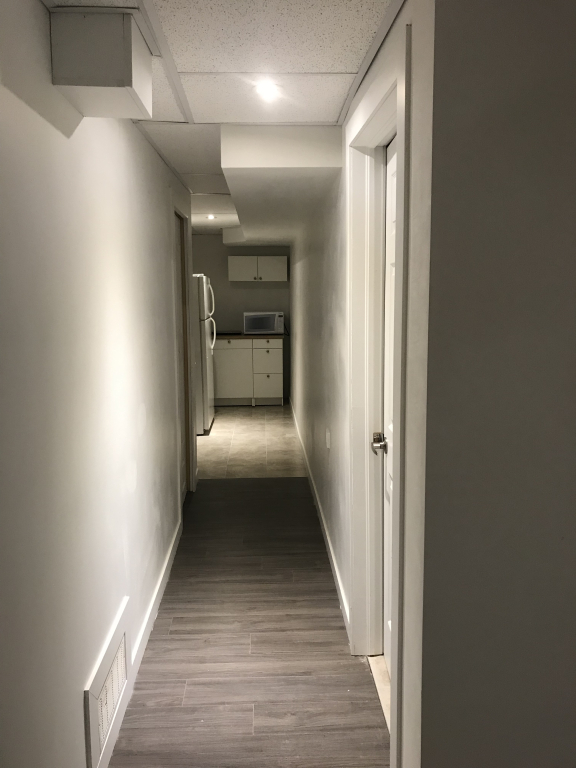 1 Superbe Apt Ss-sol Spacieuse à Louer | 2846602