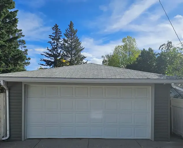 Secure Two Vehicle Garage - Inner City w/ 2x Security Cameras | Calgary | 2846654