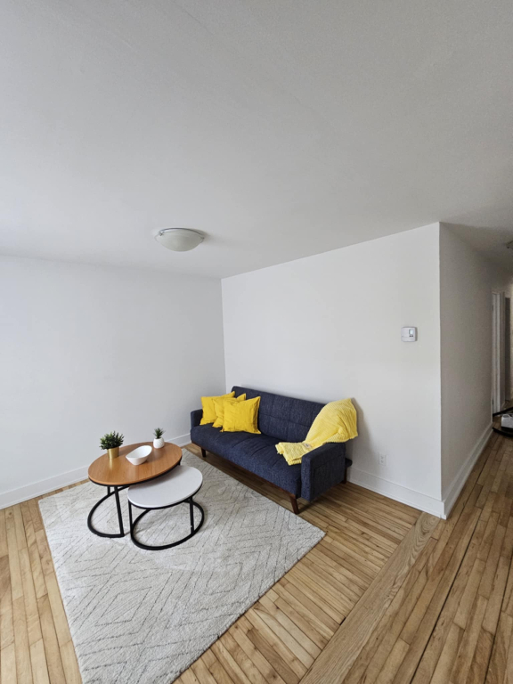 3 1/2 Meublé, Rénové,dispo Immédiatement | 2846743