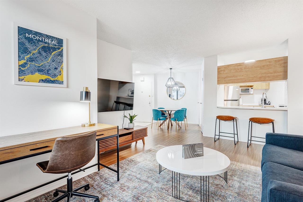 Bachelor - 350 Rue Prince-Arthur Ouest, Montréal | 2846787
