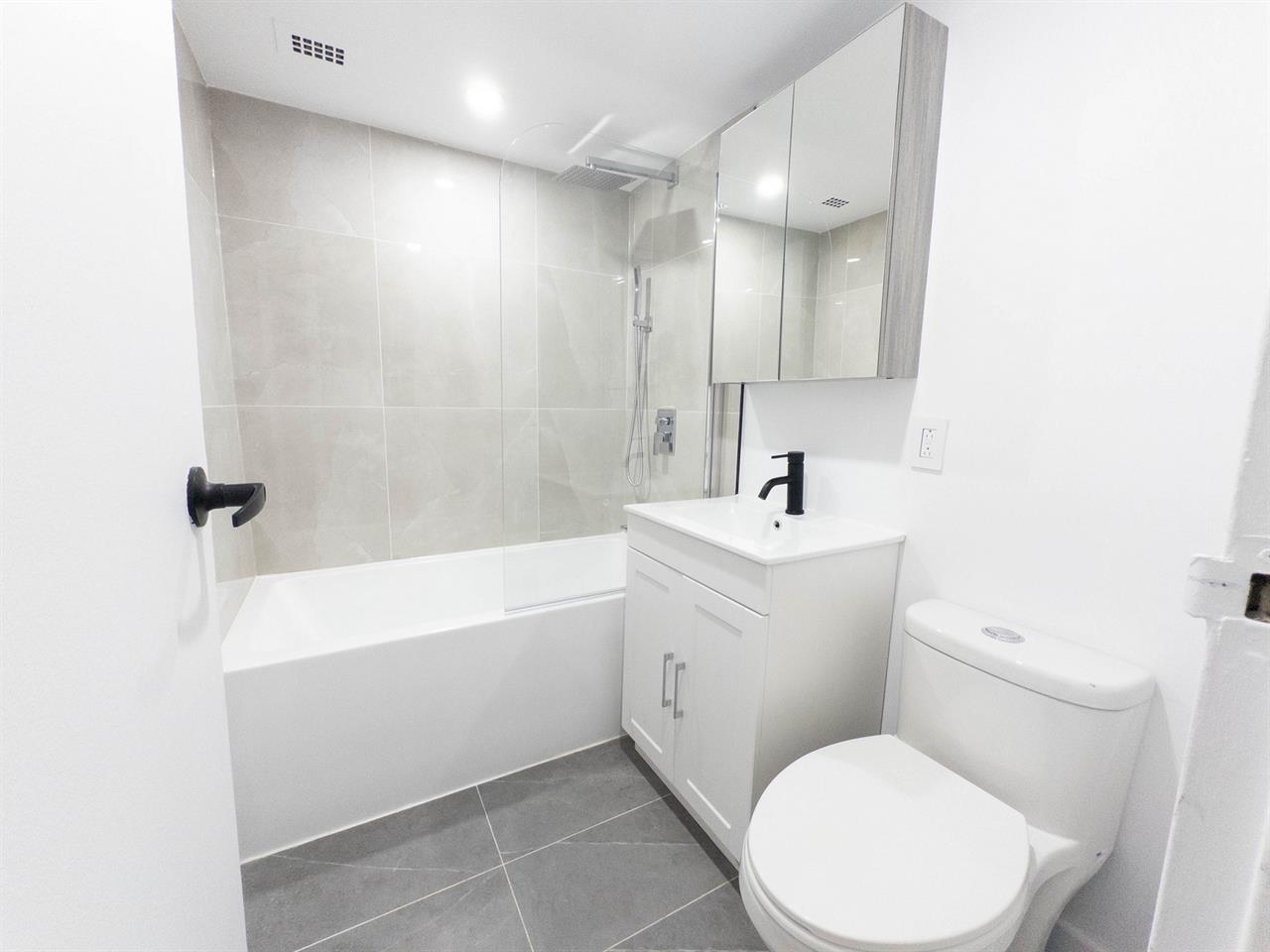 BELAIR 1 - 2 Bedroom 01 - 1185 Rue Du Fort, Ville-Marie | 2846804