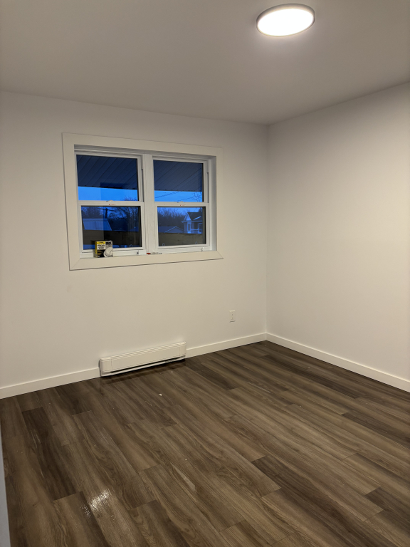 4 1/2 Complètement Rénové Dans Bellevue | 2846810