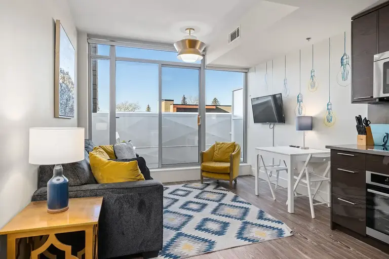 Modern Fully Furnished 1-Bedrm Condo in Vibrant Kensington - Available July 22 | 1087 2 Avenue Northwest, Calgary | 2847086