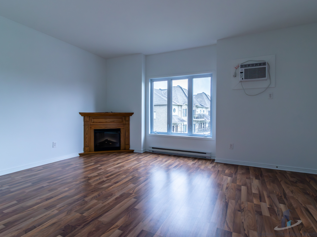 Appartement à Louer - 104 Rue Stratus #4 | 2847106