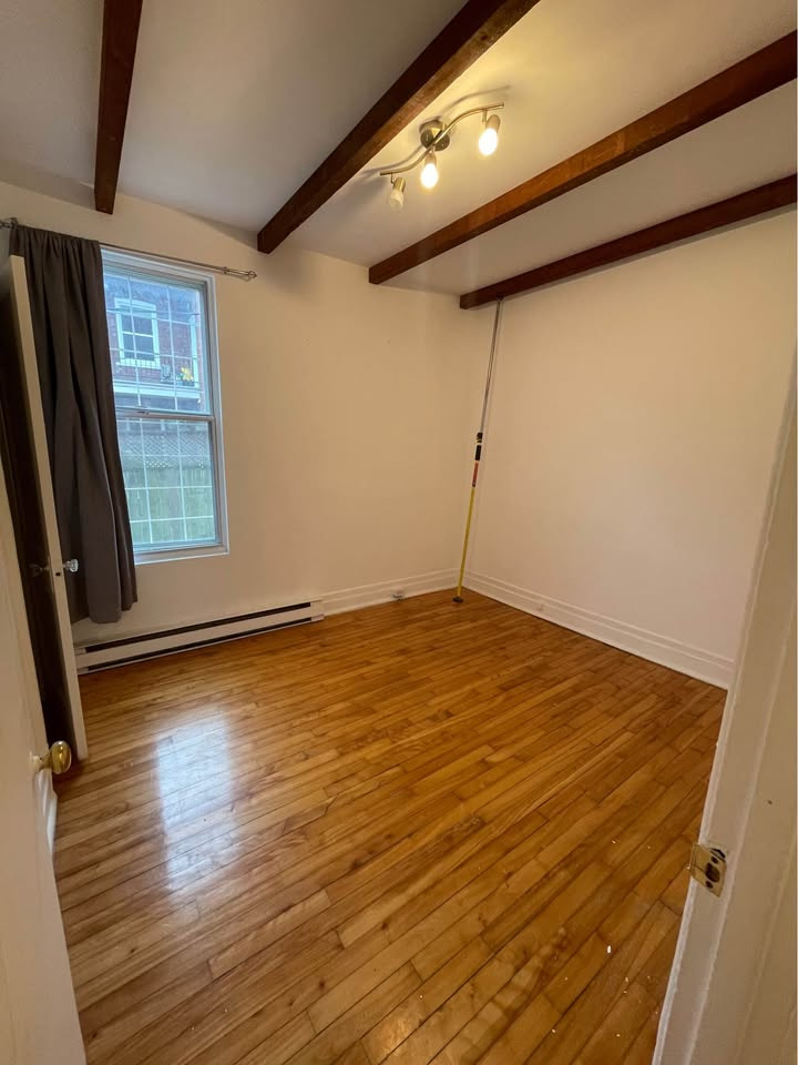 Verdun - Superbe 3 1/2 Avec Cour Arrière | 2847131