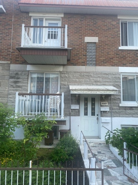 Villeray 4 1/2 Au RDC Accès à La Cour | 2847137